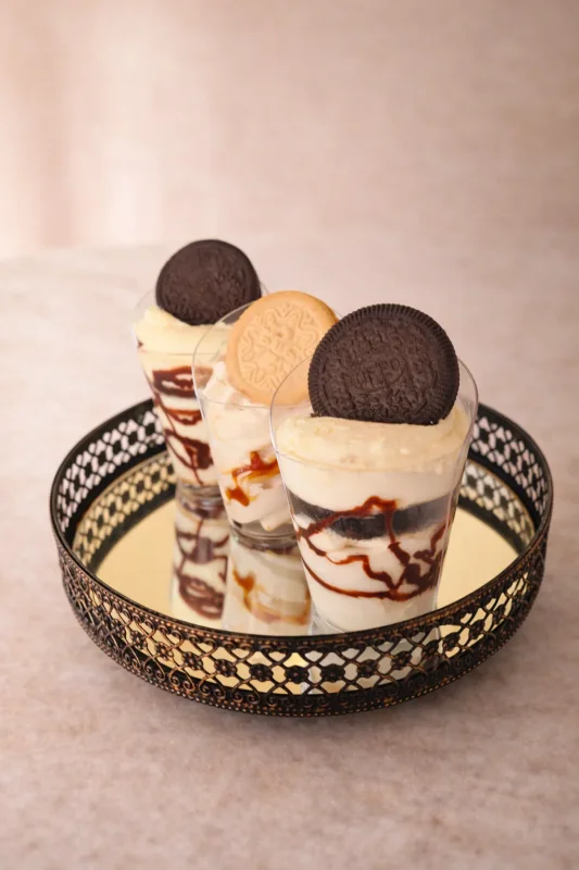 Prajitura cu biscuiti Oreo la pahar